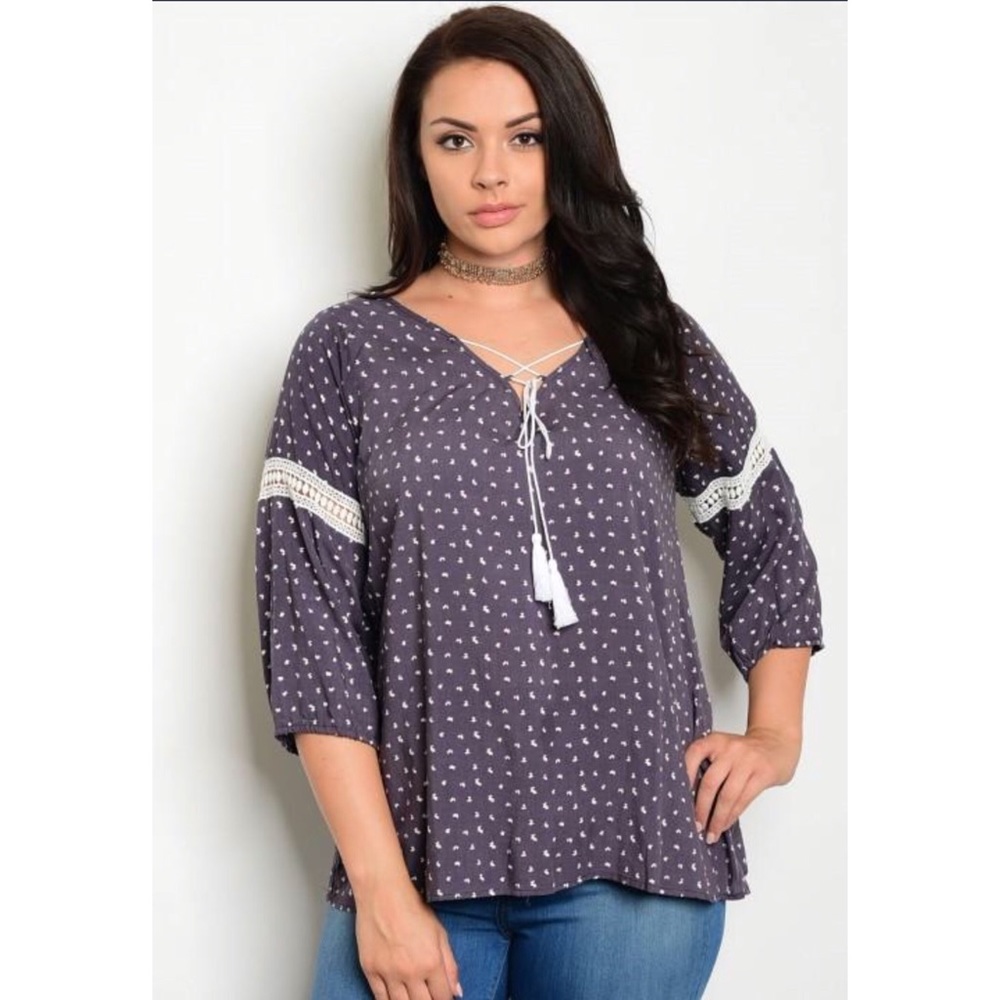 ❗️CLOSING SALE❗️PLUS: Light Purple 3/4 Sleeve Top